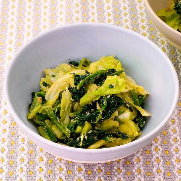 キャベツと冷凍ほうれん草のごまあえ