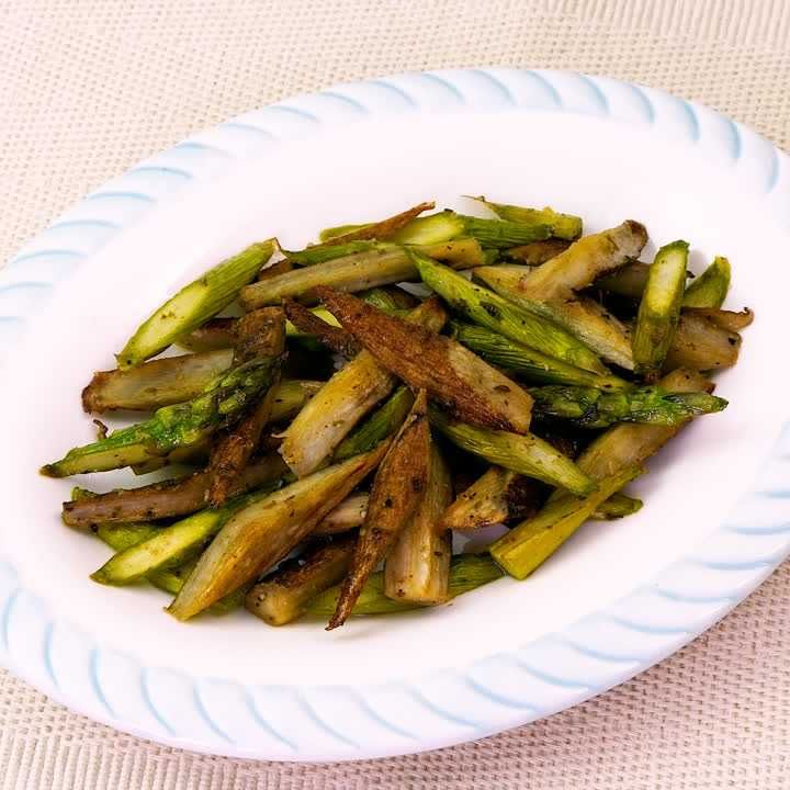 アスパラとごぼうのデリ風サラダ