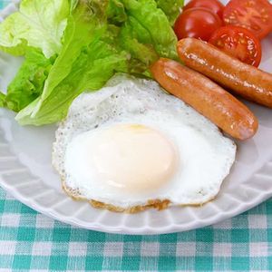 「黄身が固めの卵焼き」のレシピ動画