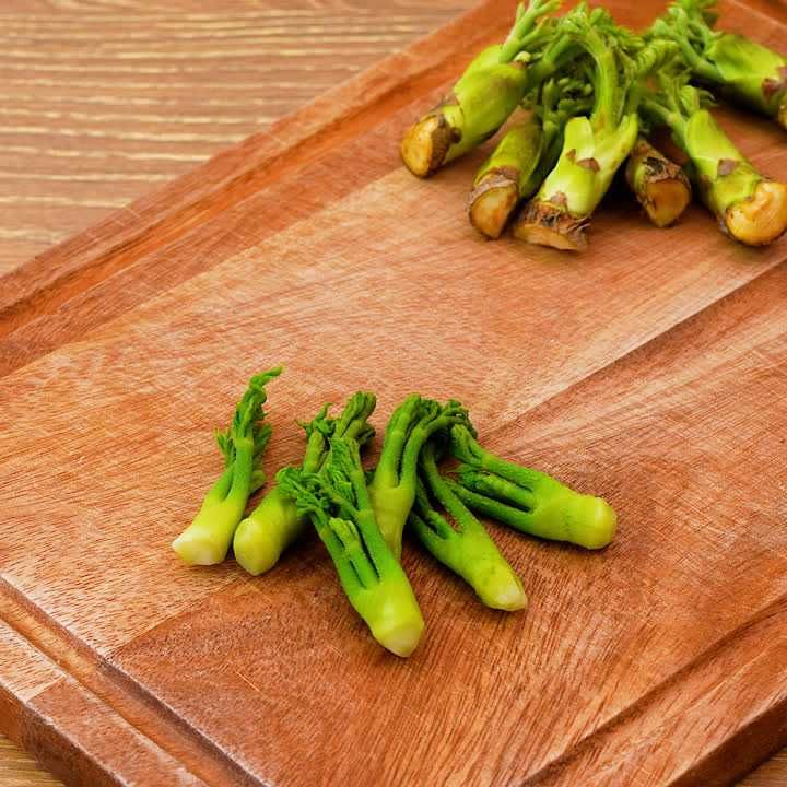料理の基本！ タラの芽の下ごしらえのレシピ動画・作り方 | デリッシュ