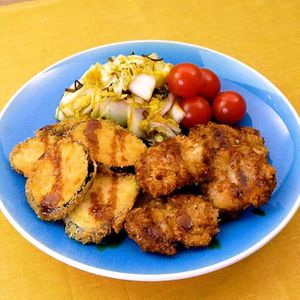 「豚こま揚げ焼きとんかつとなすフライ」のレシピ動画