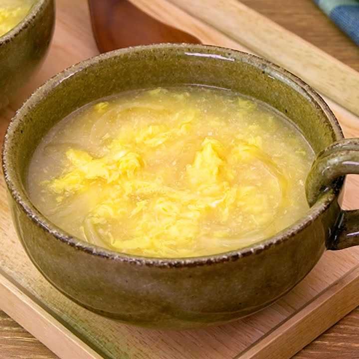 玉ねぎ麹で卵スープ