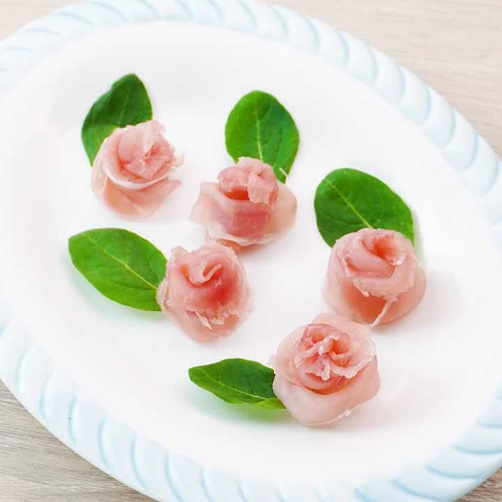 生ハムでバラの花