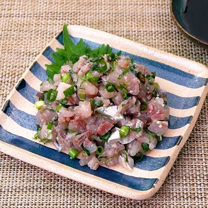 薬味たっぷりアジのたたき