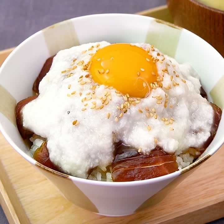 マグロの山かけ丼