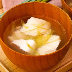 「みょうがとすくい豆腐のお吸い物」のレシピ動画