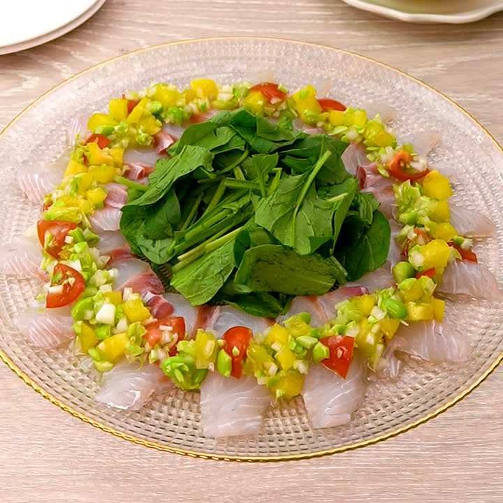 夏野菜ソースの鯛のカルパッチョ