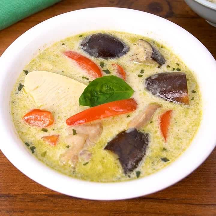 【グリーンカレーレシピ】おうちで本格！やみつき必至の絶品アレンジ