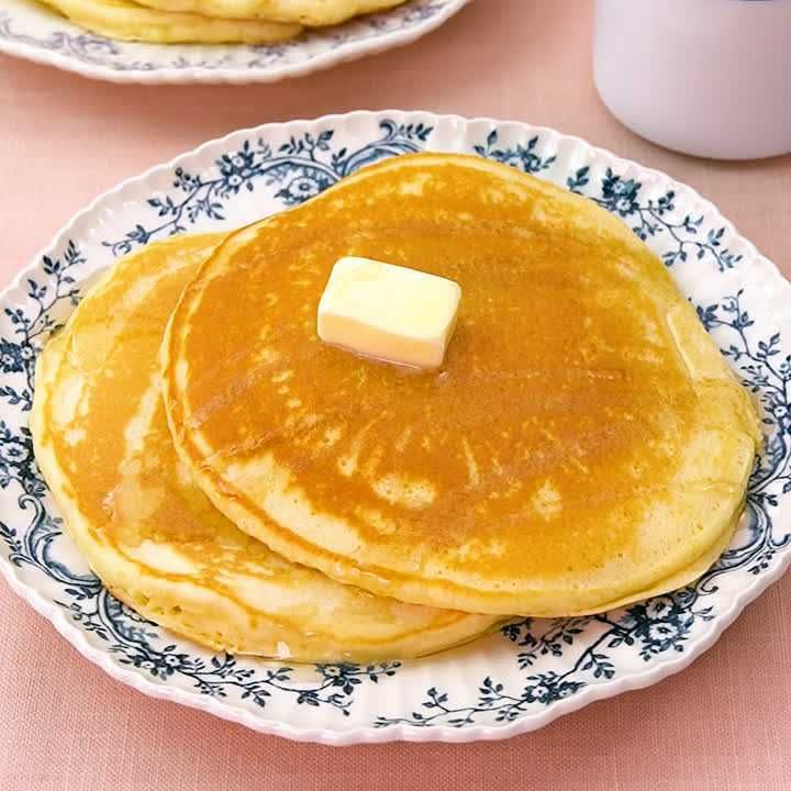 朝食やおやつに！ 中力粉で作るホットケーキのレシピ動画・作り方 | デリッシュキッチン