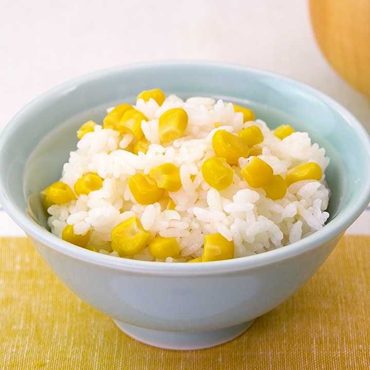 缶詰のとうもろこしご飯