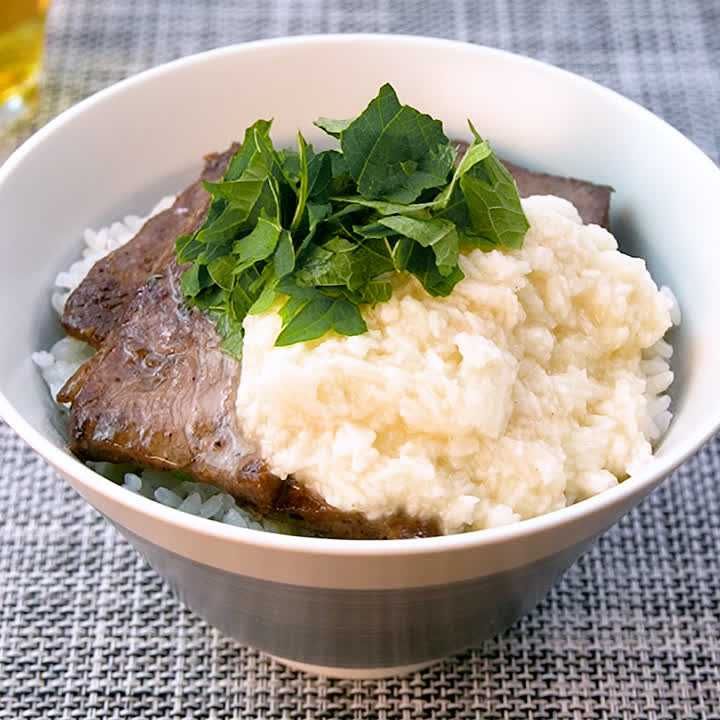 塩だれ焼肉とろろ丼