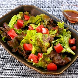 「サニーレタスとトマトの和風サラダ」のレシピ動画