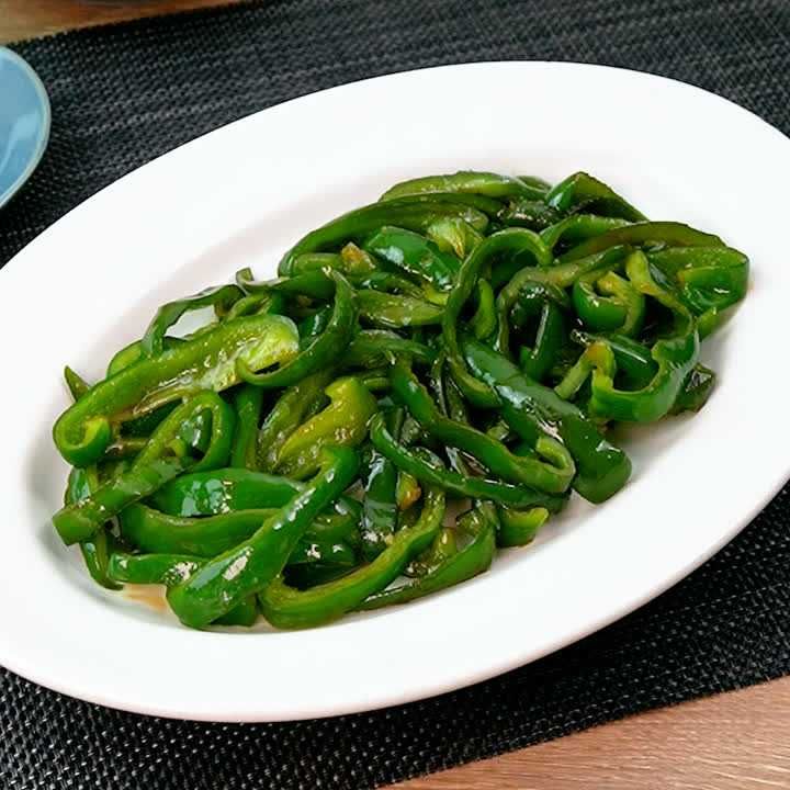 ピーマンの青椒肉絲風炒め