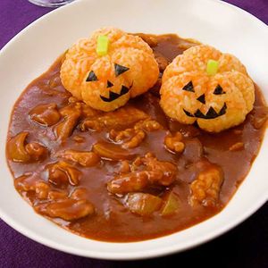 「ハロウィンハヤシライス」のレシピ動画