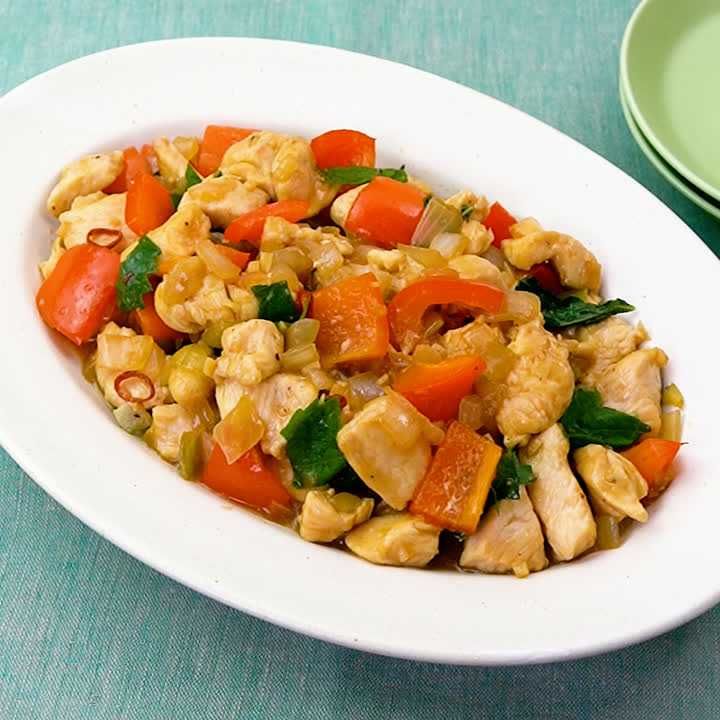 鶏むね和風ガパオ炒め