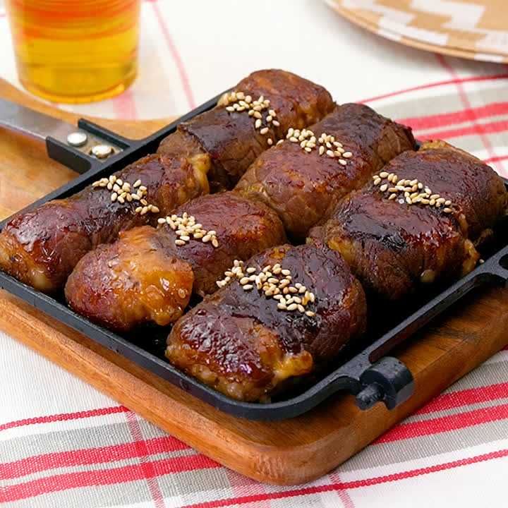 ホットサンドメーカーで肉巻きチーズおにぎり