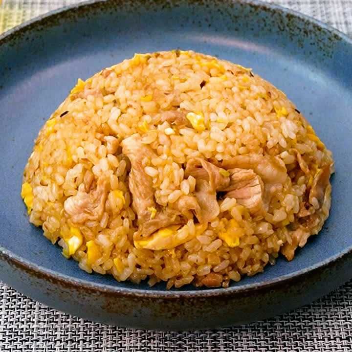 焼肉のたれで焦がしねぎチャーハン