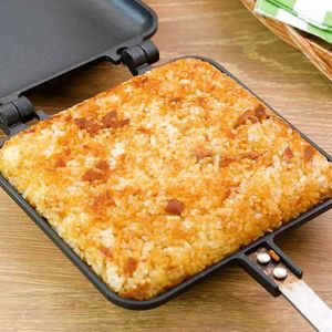 「ホットサンドメーカーで焼きおにぎり」のレシピ動画