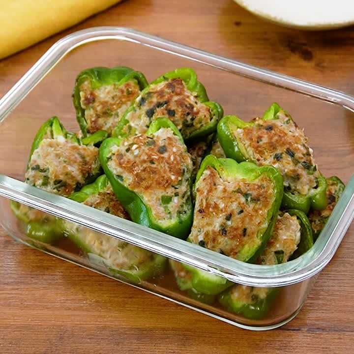 ピーマンの餃子風肉詰め