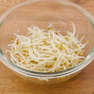 「レンジで茹でもやし」のレシピ動画