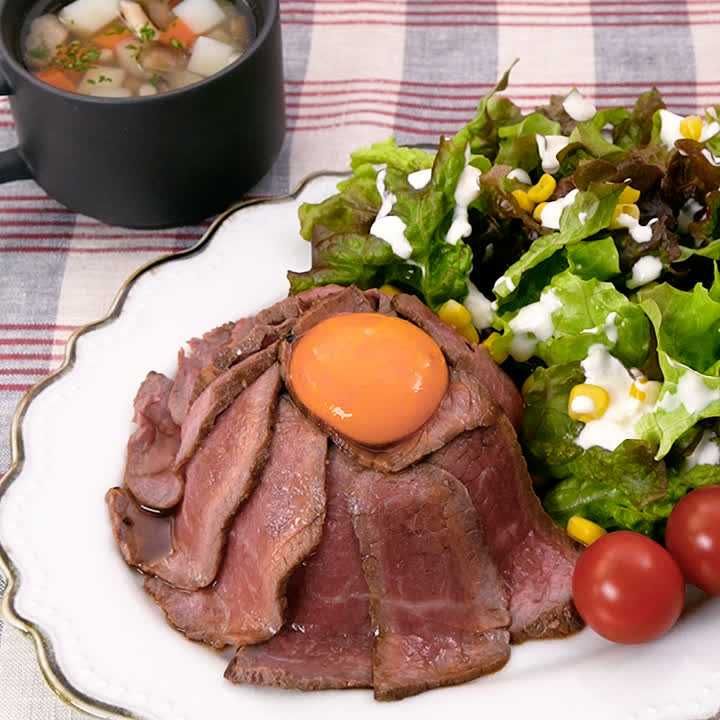 ローストビーフ丼のプレート献立