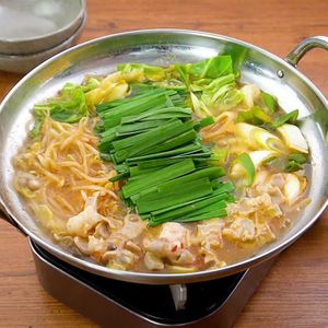 「味噌もつ鍋」のレシピ動画