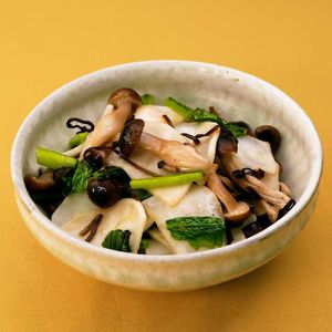 かぶとしめじのやみつき塩昆布和え