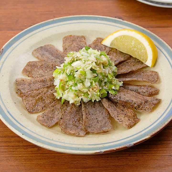 冷凍こんにゃくの牛タン風