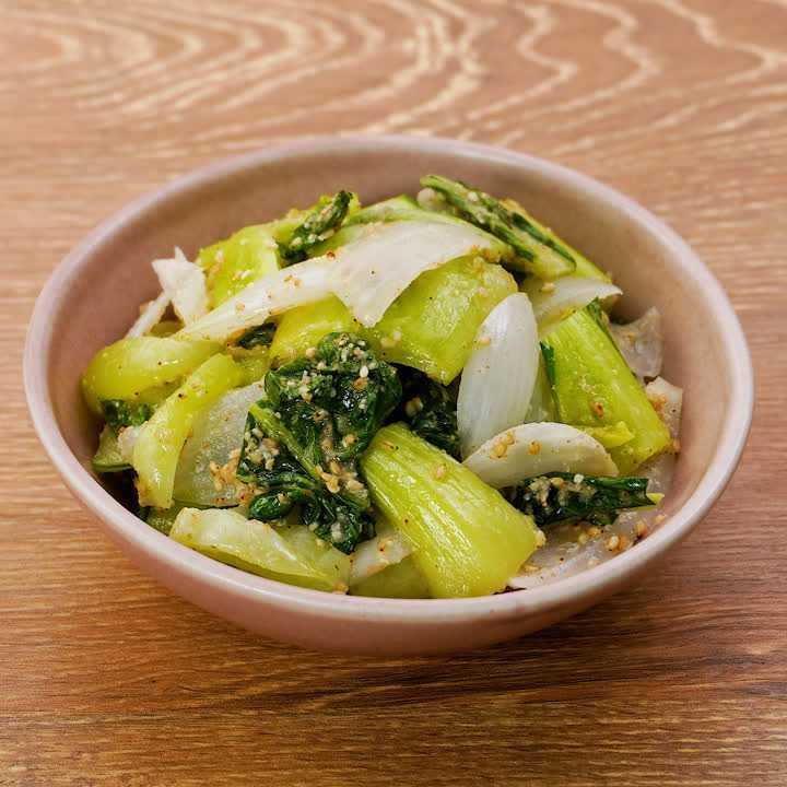 新玉ねぎと青梗菜のごまナムル