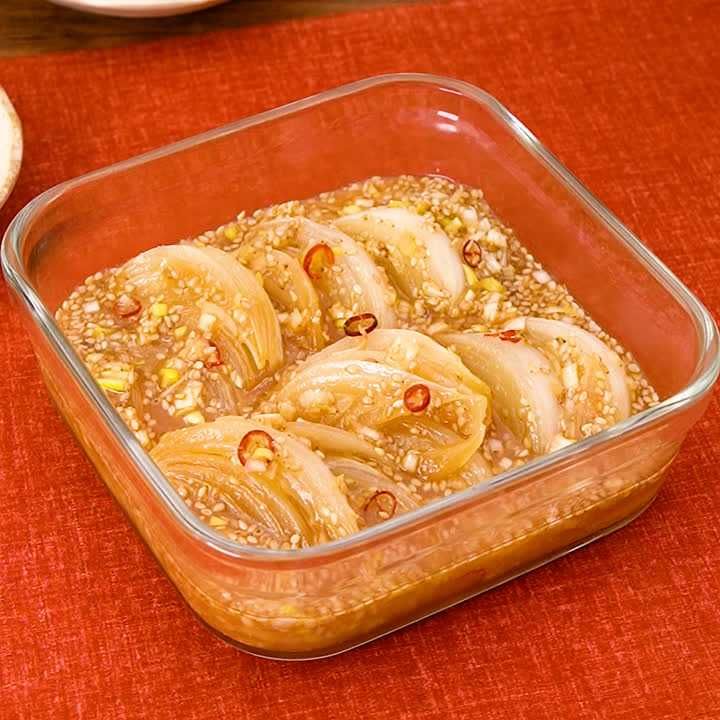 新玉ねぎの無限塩麹漬け