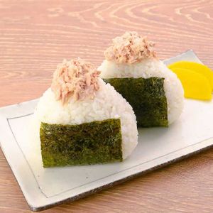 「ツナマヨおにぎり」のレシピ動画