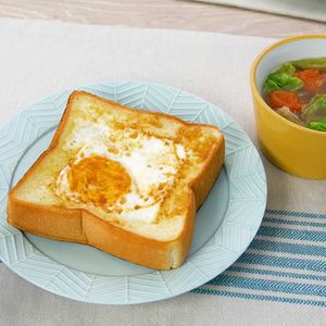 「切り抜きハムエッグトースト献立」のレシピ動画