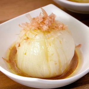 新玉ねぎのバター醤油蒸し