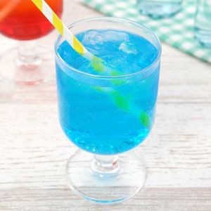 「かき氷シロップで作る飲むラムネ」のレシピ動画