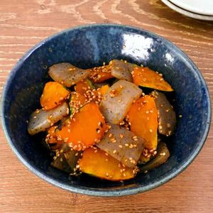 かぼちゃとこんにゃくの胡麻きんぴら