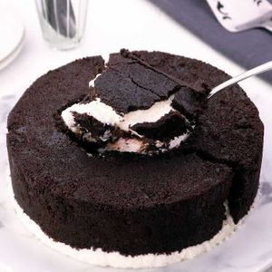 逆さまモノクロチーズケーキ