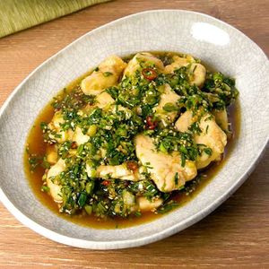 やわらか鶏むね肉のねぎニラまみれ