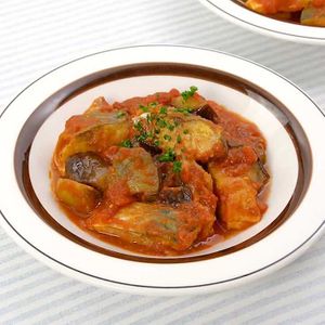 「なすと塩さばのカレートマト煮」のレシピ動画