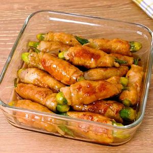 「オクラの肉巻き」のレシピ動画