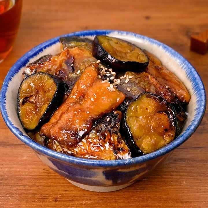 サンマの蒲焼き丼
