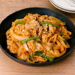 「豚肉のチュムルロク(韓国のピリ辛炒め)」のレシピ動画