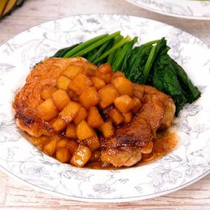 「パリパリチキンのりんごソースかけ」のレシピ動画