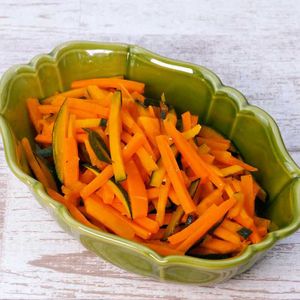 「かぼちゃとにんじんのラペ」のレシピ動画