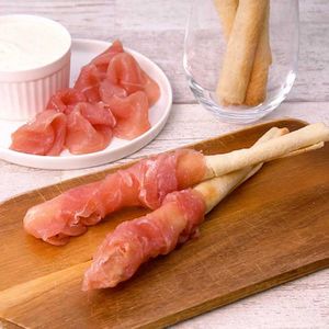 「食パングリッシーニ」のレシピ動画