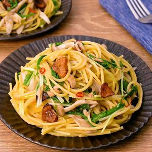 焦がしにんにくの和風ペペロンチーノ