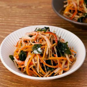 「ごぼうのマヨサラダ」のレシピ動画