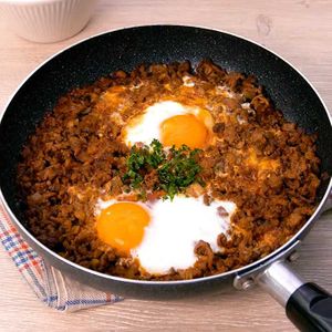 そぼろハンバーグ丼