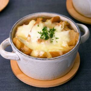 和風オニオングラタンスープ