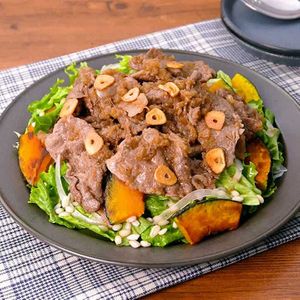 もち麦のスタミナ焼肉サラダ