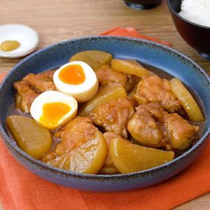 「鶏と大根の角煮風」のレシピ動画